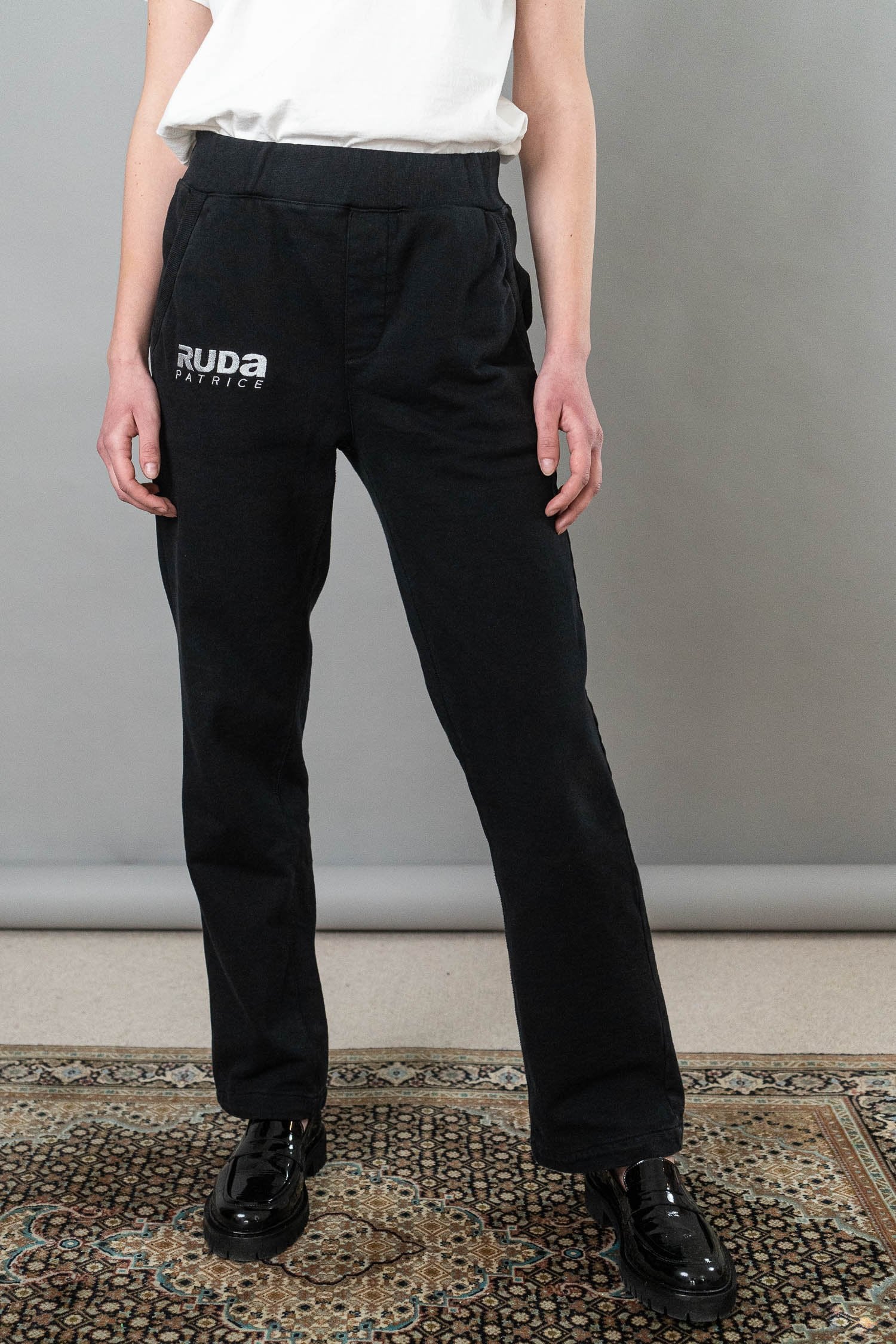 Fast Logo Pant - Black