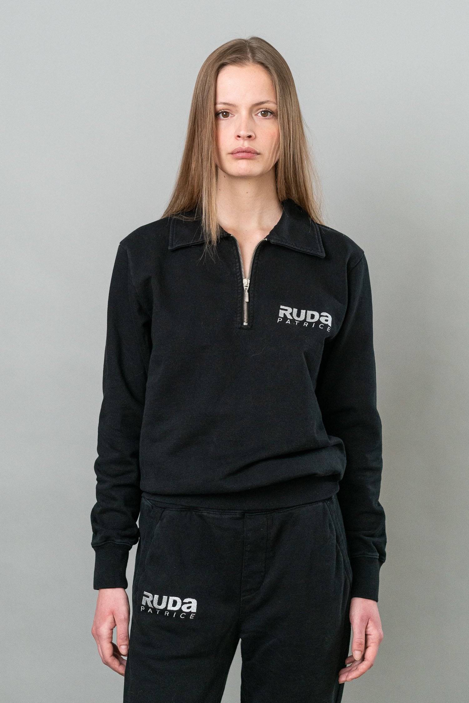 Fast Logo Half Zip - Black